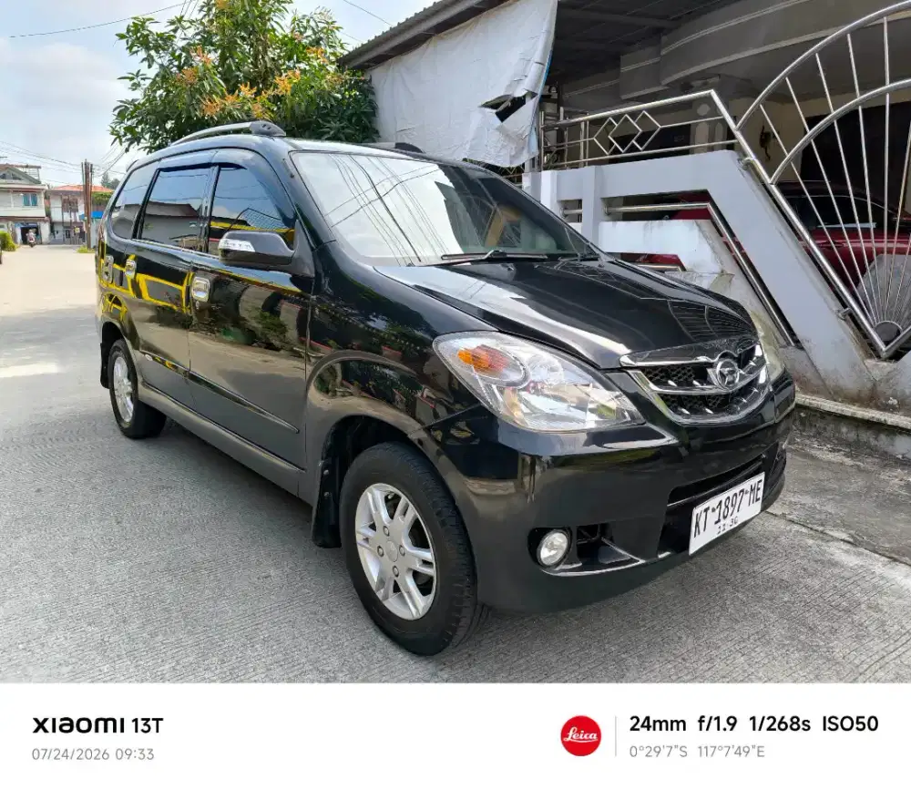 Daihatus xenia Xi family 1300 cc istimewa 2010
