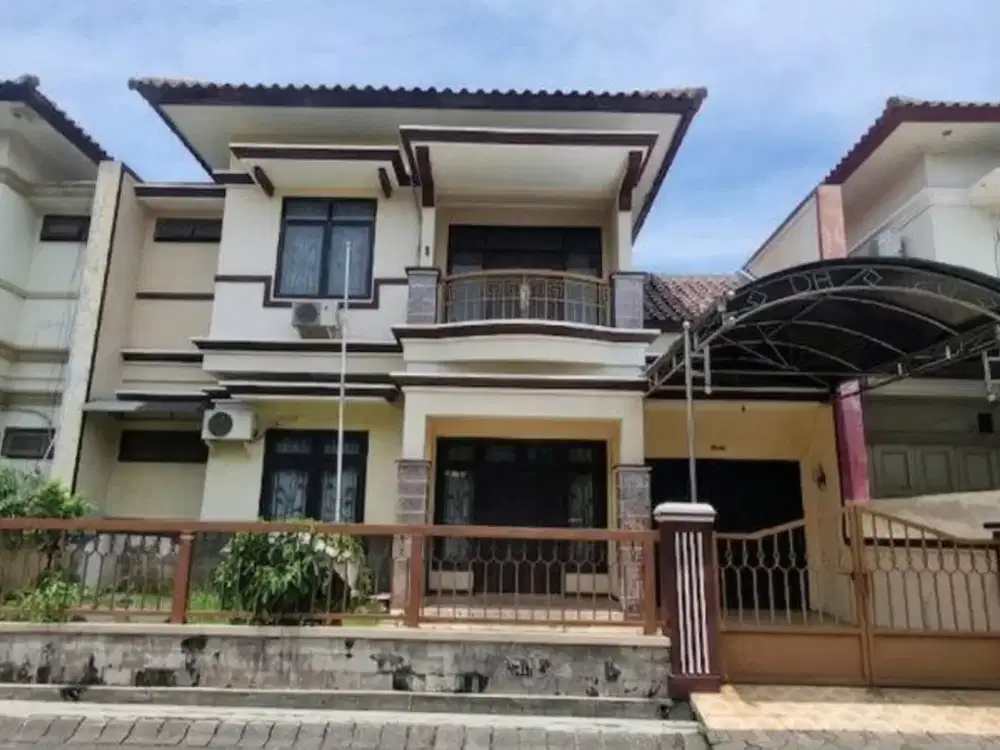RUMAH MEWAH CENTRAL PARK MULYOSARI