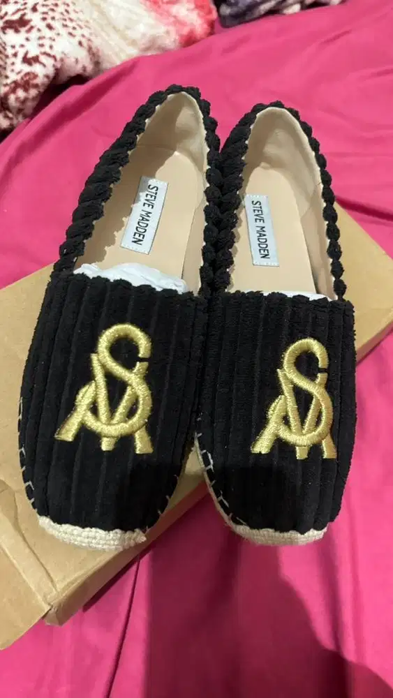 Dijual sepatu steve madden new