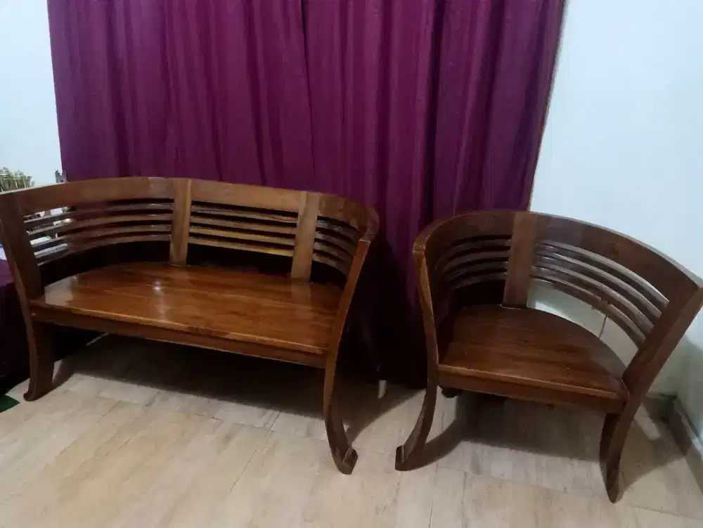 Kursi jati model lengkung 1 set