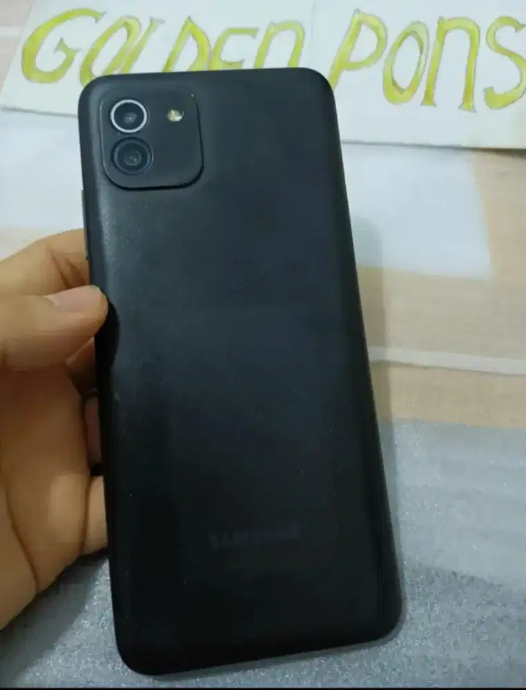 Galaxy A03 ORI. Mulus 64Gb/Ram4Gb-Golden ponsel