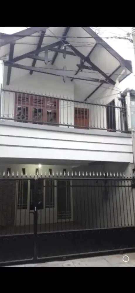 Dikontrakan Rumah 2 Lantai