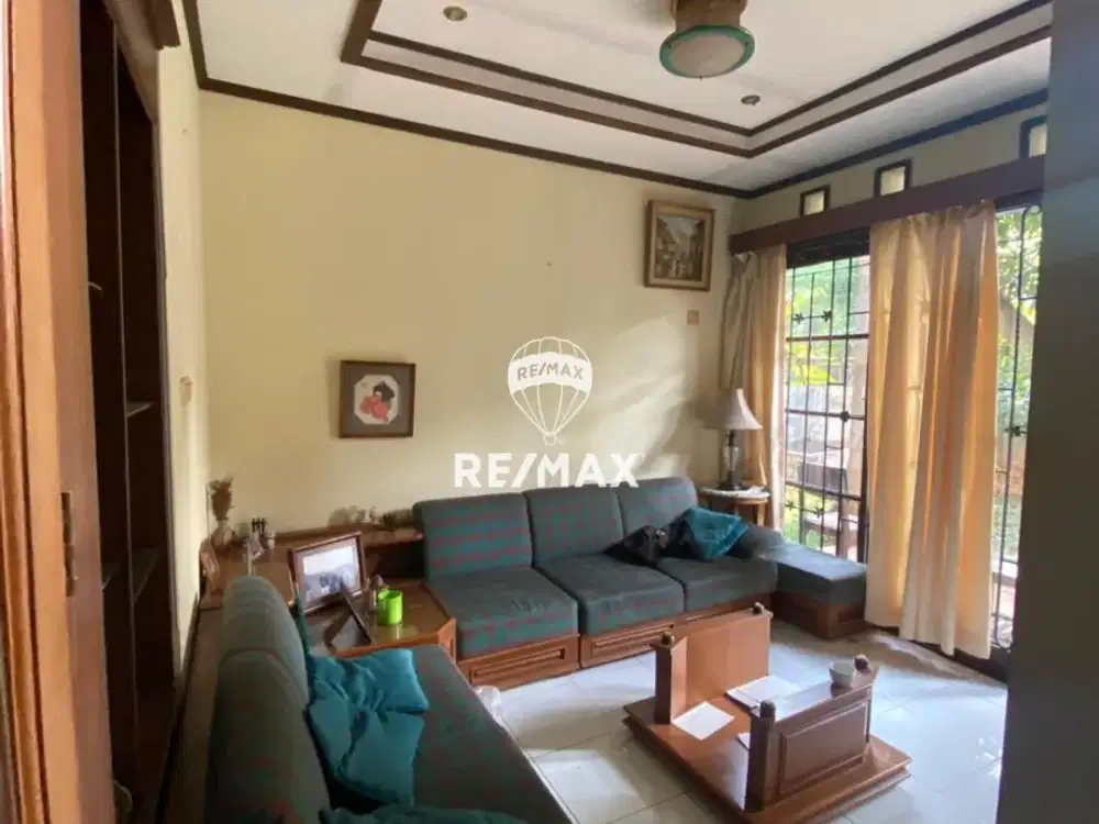 DIJUAL RUMAH HITUNG TANAH ONE GATE DI PERUMAHAN CINERE MAS