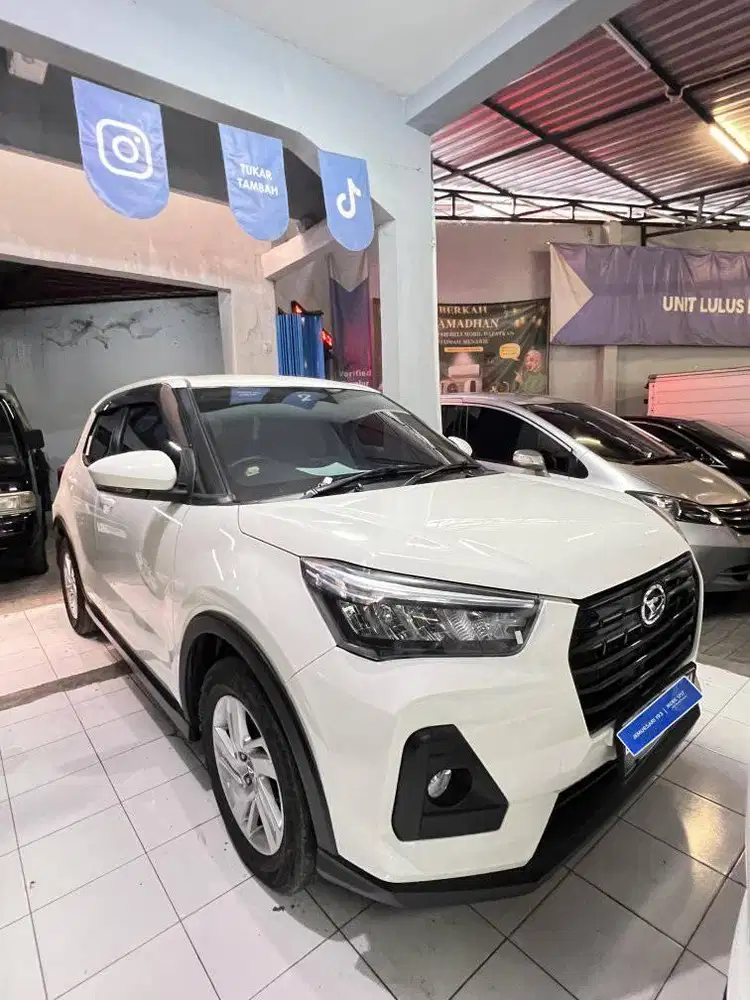 DAIHATSU 2023 ROCKY X 1.2 A/T PUTIH MEWAH MOBIL1717 JEMURSARI