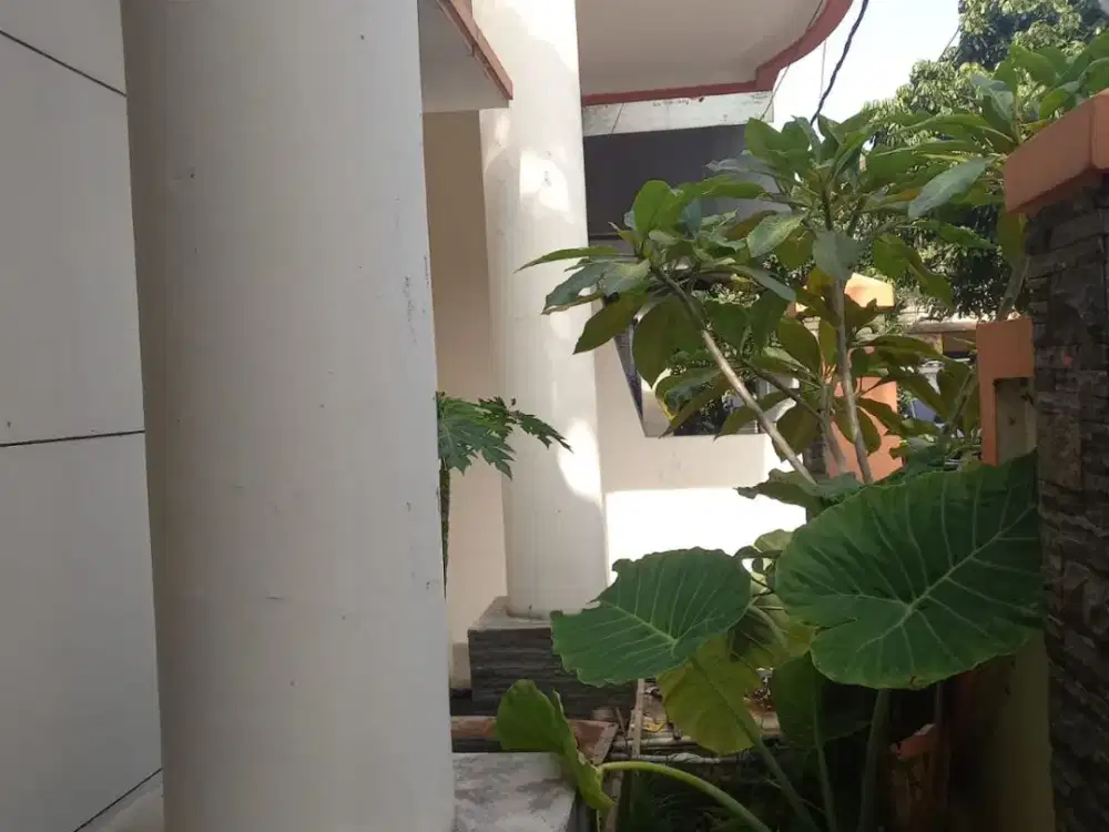 Dijual rumah bagus siap huni Antapani Bandung dekat Mesjid dan Puskesmas