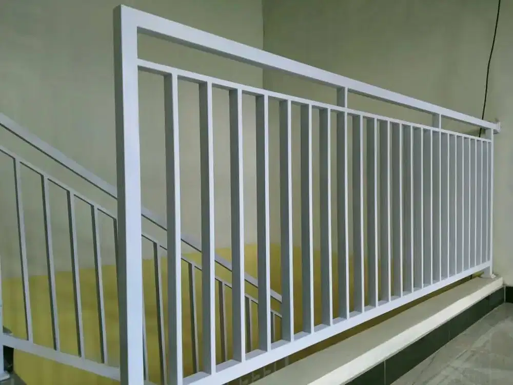 Railing balkon/tangga minimalis