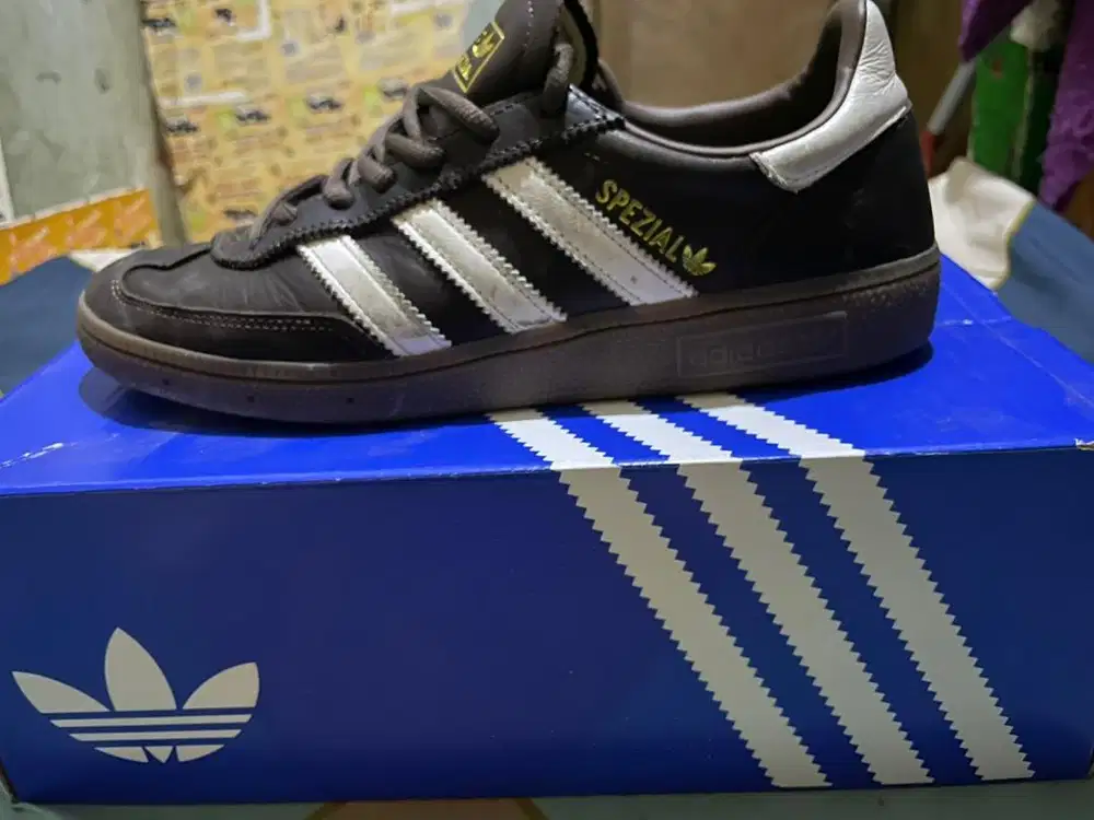 Adidas Spezial brown