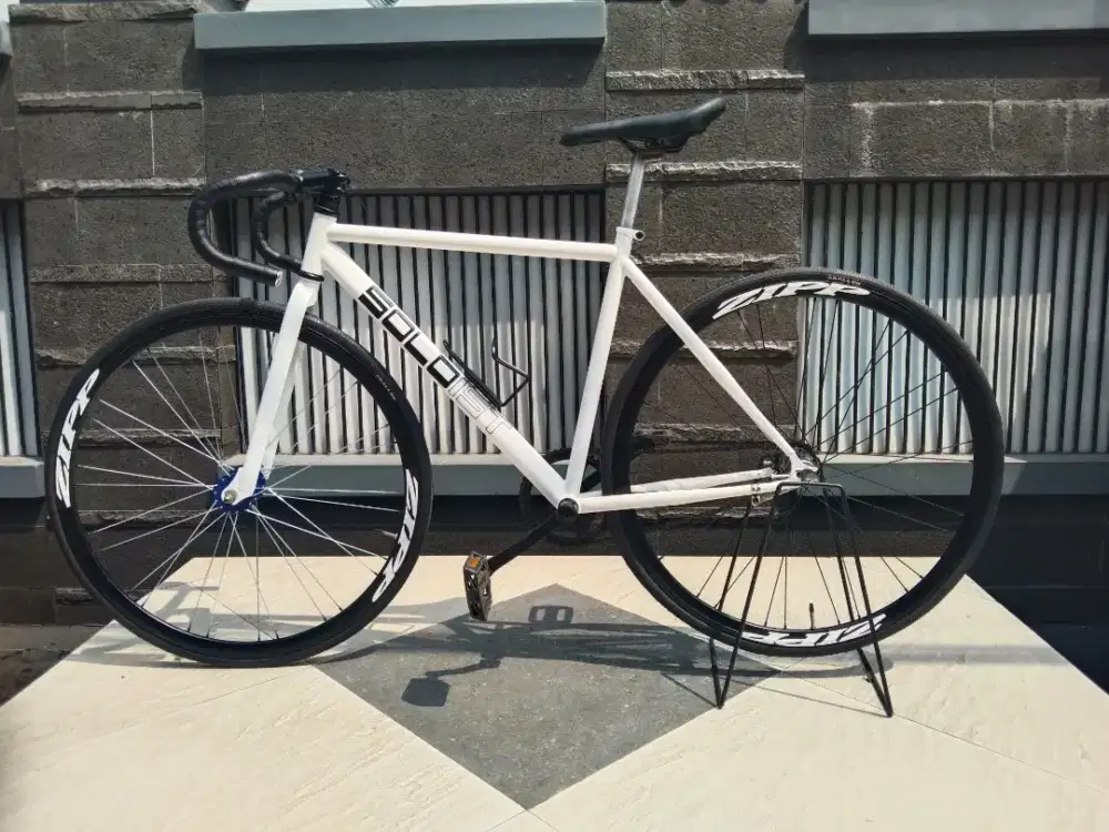 Sepeda fixie solois 02