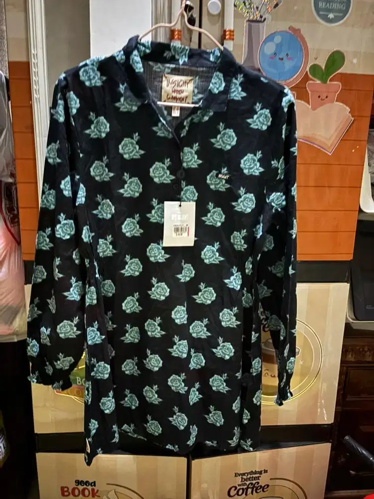Dijual baju wanita merek insight ori