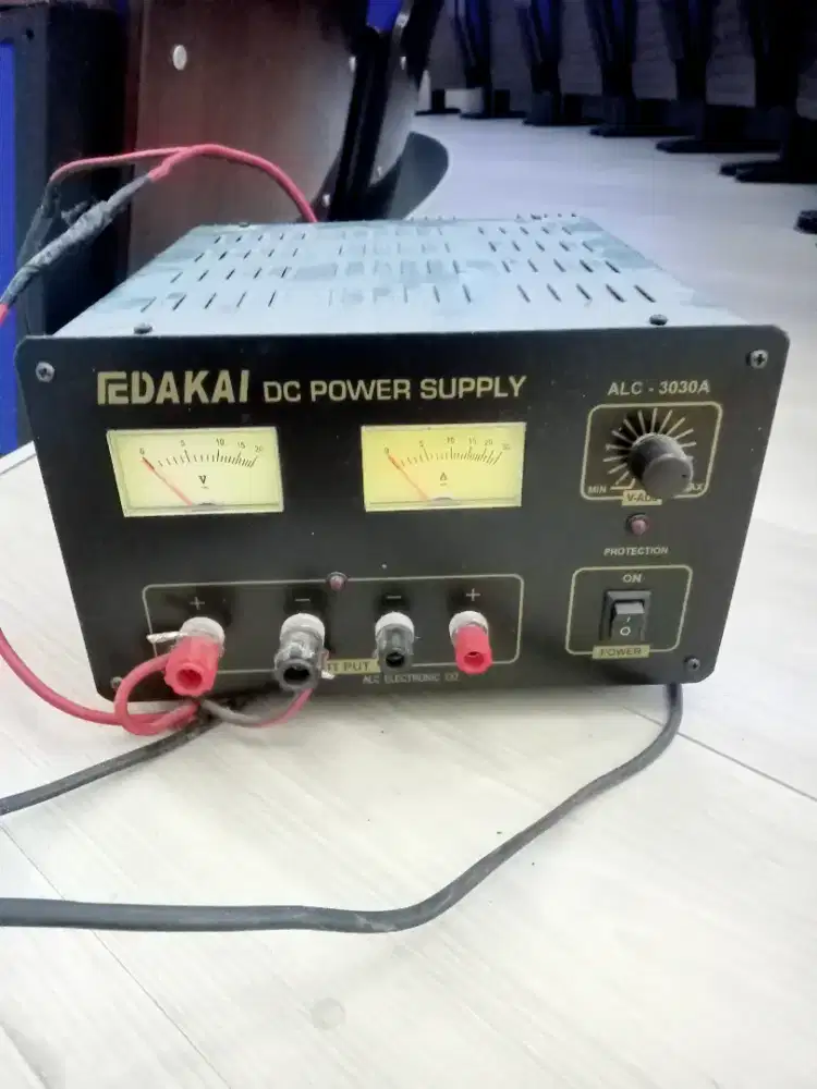 Edakin power suplai radio udara