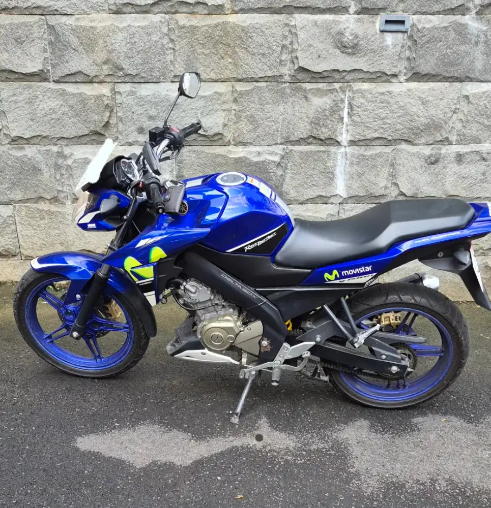 Vixion Advance Movistar 2015