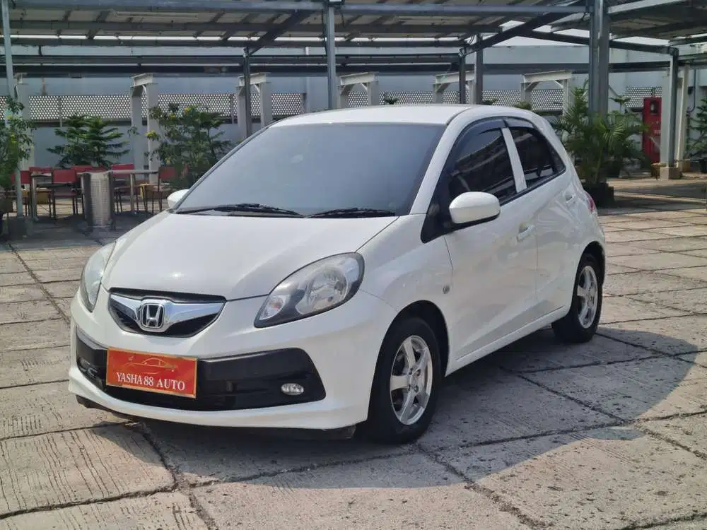 Honda Brio 1.2 E AT THN 2015