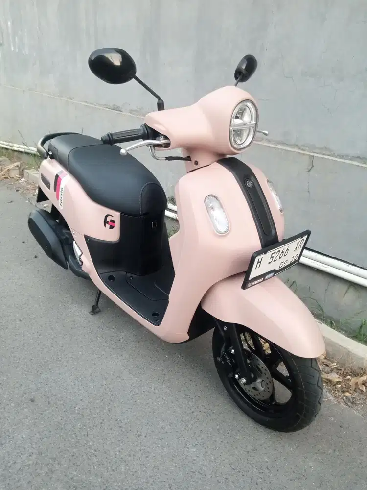 Yamaha Fazzio pink 2025