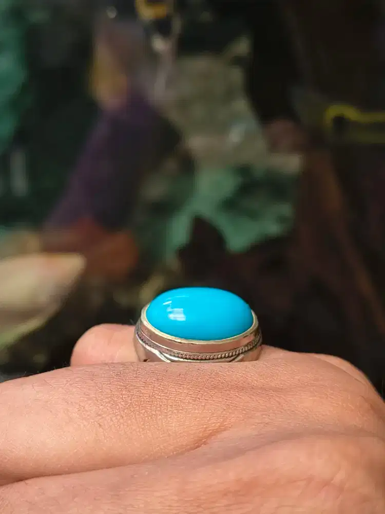 Batu pirus Persia polos