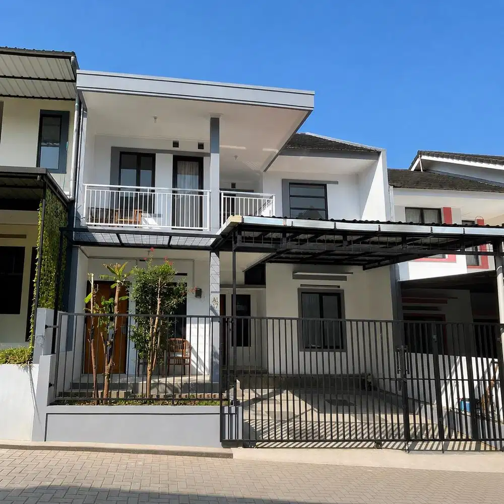Di jual rumah 2 lantai banyumanik semarang