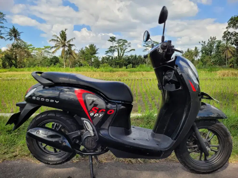 SCOOPY SPORTY 2022