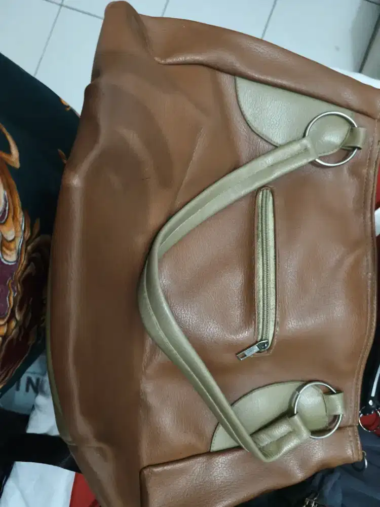 Tas Selempang Kantor