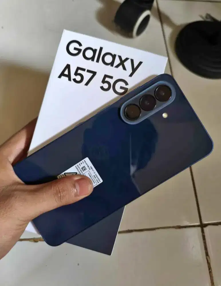 Jual cepat Samsung A57 RAM 8  256