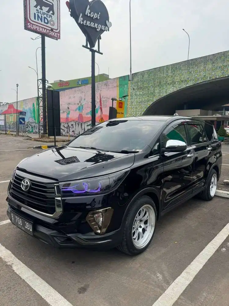 Innova Diesel Venturer 2021