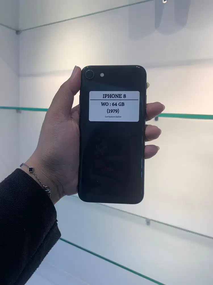Iphone xr 64GB fullset normal no minus memerima jual dan tukar tambah
