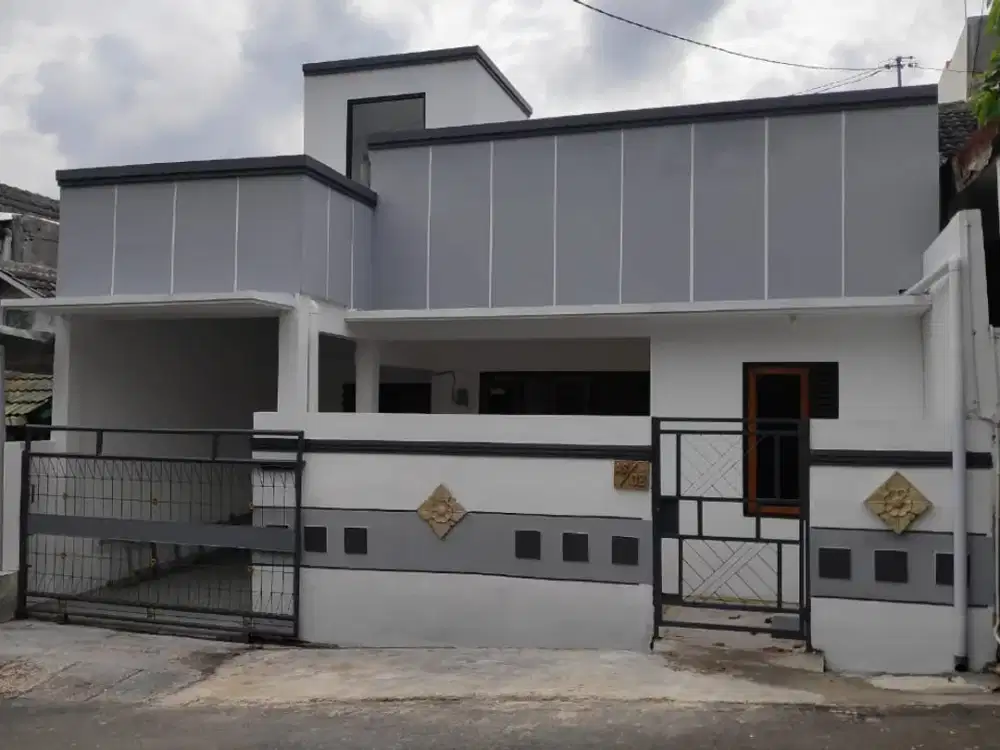 RUMAH 2 LANTAI DI DAERAH TEMBALANG, SEMARANG