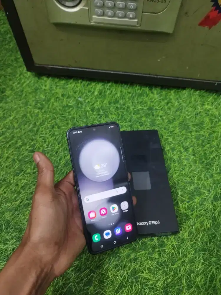 Samsung Z flip 5 8/512gb