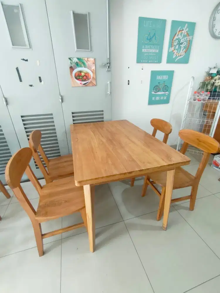 Meja kayu ex rumah makan