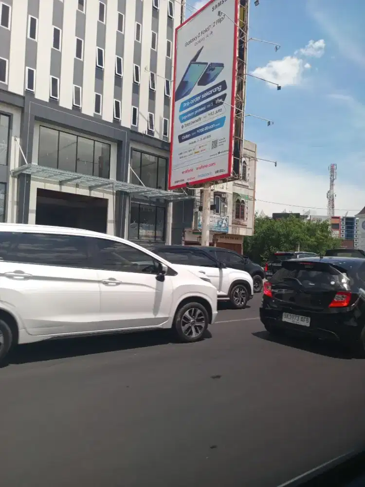 Dicari pekerja yg rajin n jujur