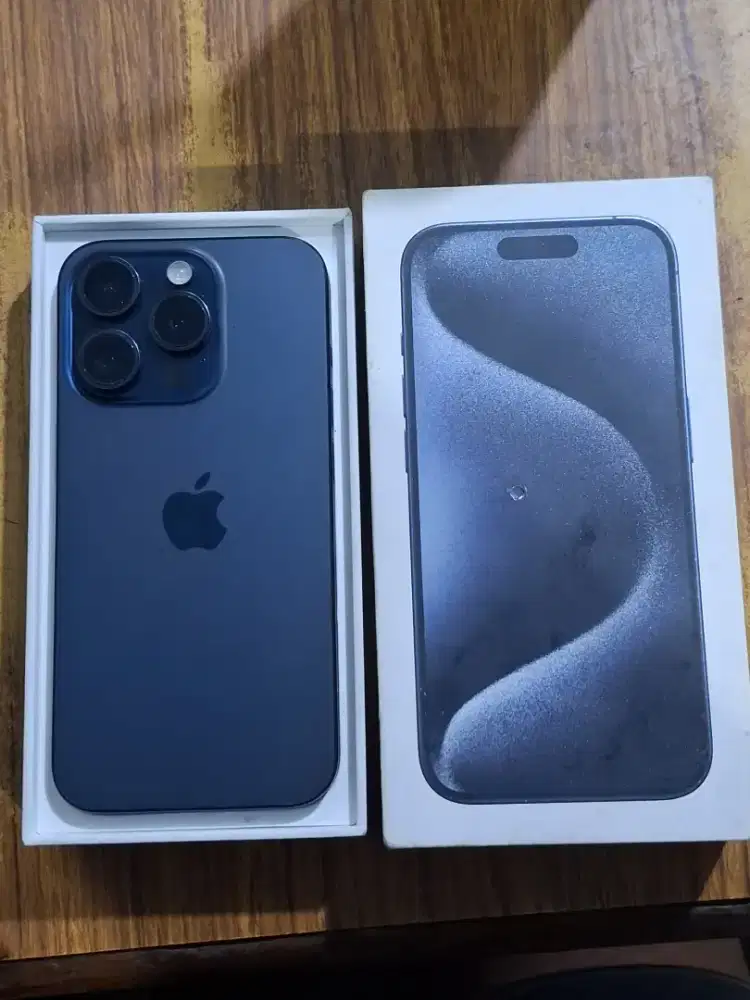 iPhone 15 pro 128Gb iBox