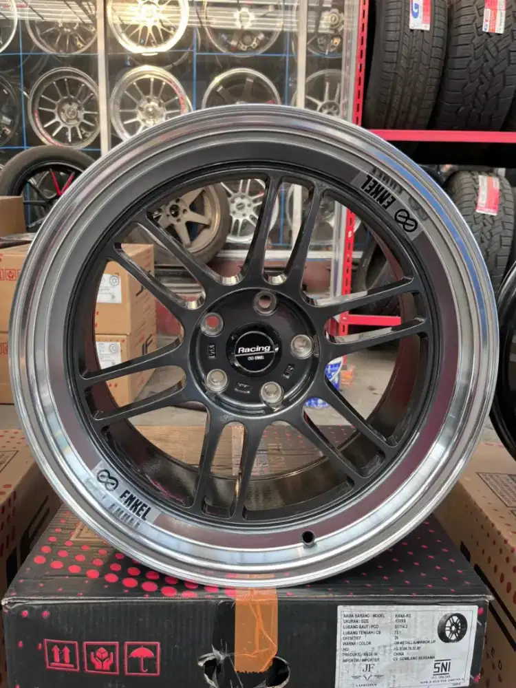 Enkei rpt1 ring 18 lebar 9,5 pcd 5x114,3 ET 25 innova reborn zenix