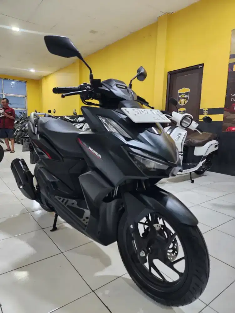 READY LAGI NIH VARIO 160 CBS