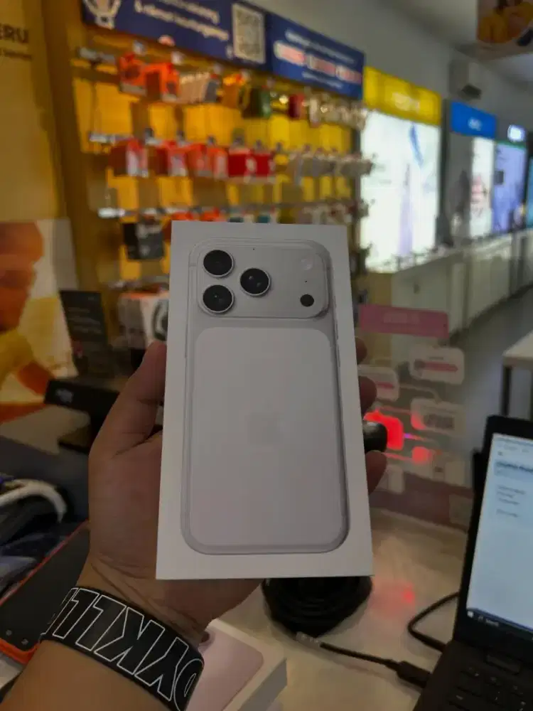 READY IPHONE 17 PRO & PRO MAX CICILAN 0%