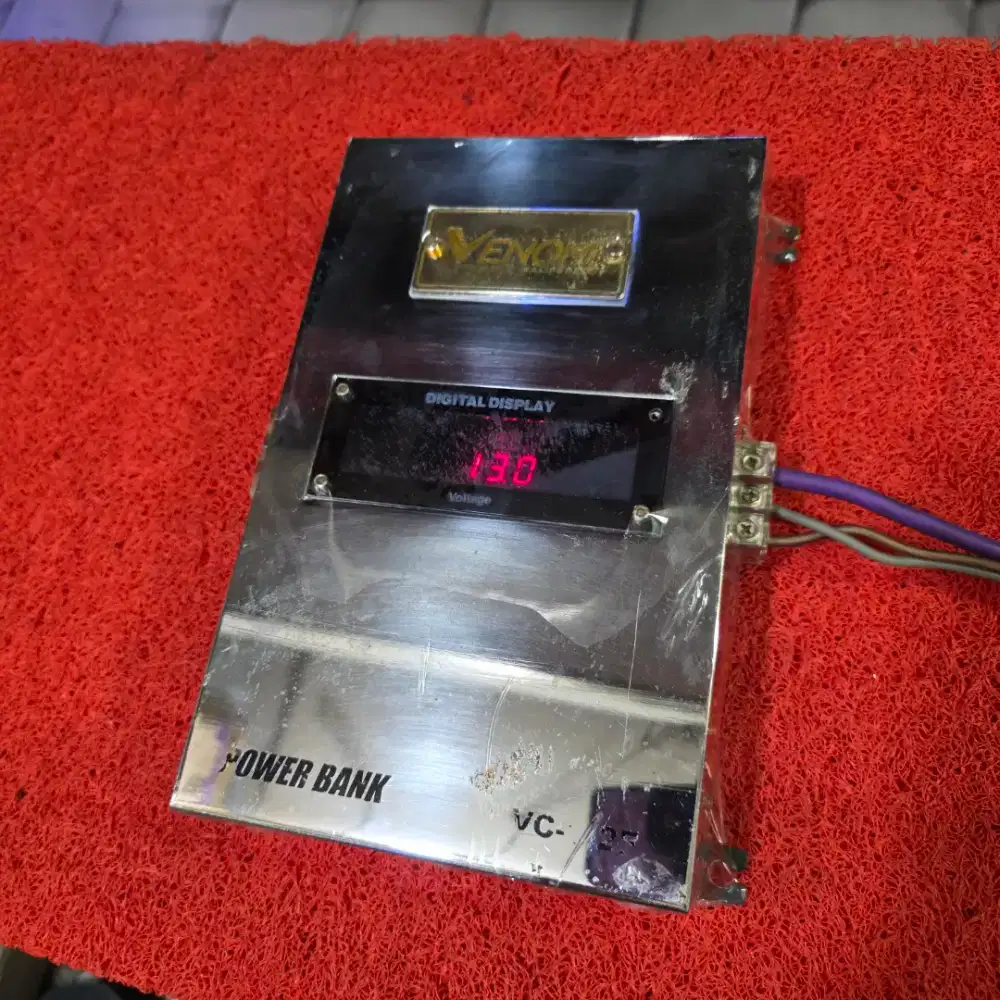 Kapasitor Bank Digital VENOM CALIFORNIA VC-1.2F