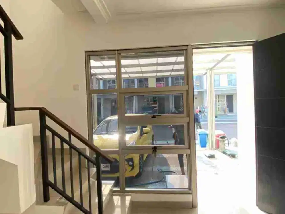 Dijual Rumah Minimalis Modern 2 Lantai Hawaii Paradise PIK 2 - Siap Huni & Rapi!