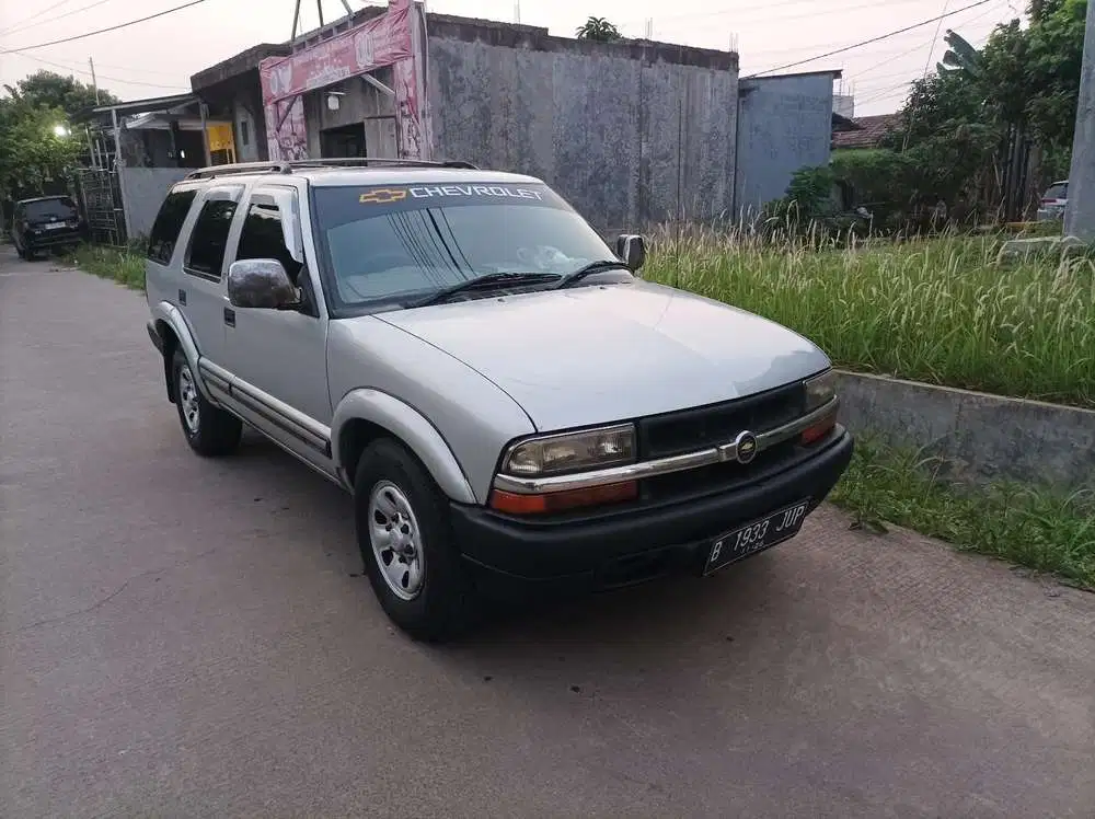 Opel Blazer 2000 Bensin