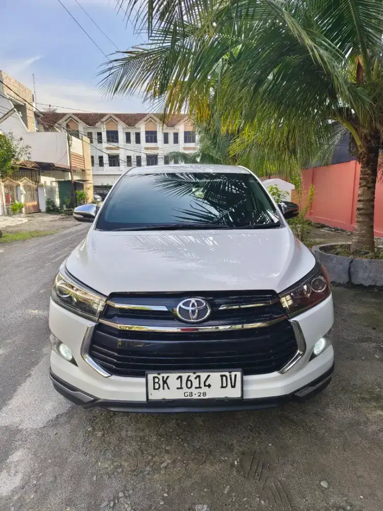 Toyota Kijang Innova 2.4 Venturer Matic Tahun 2017