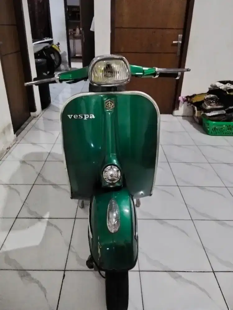 Vespa Super 150
