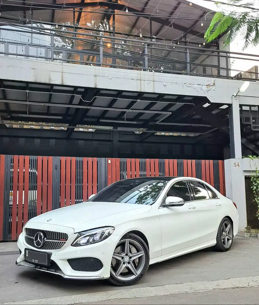 MERCEDES BENZ / MERCY C250 AMG LINE LOW KM TAHUN  2016 / 2015 / 2017