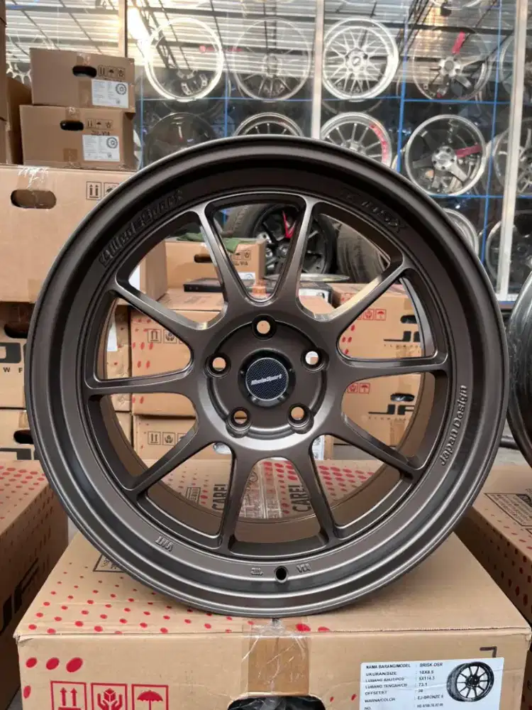 Wedssport tc105x ring 18 lebar 8,5 pcd 5x114,3 ET 38 xpander innova