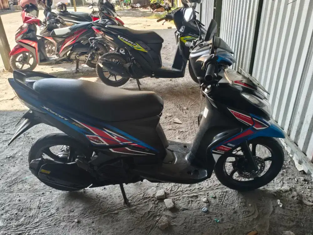 Xeon RC 2013 biru