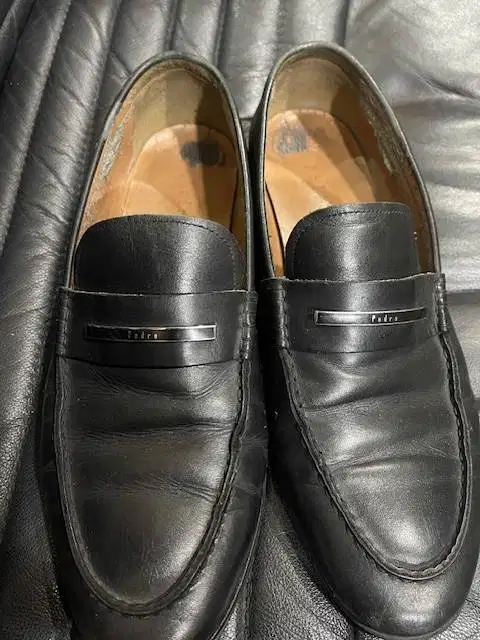 sepatu pantofel pedro original uk 42  dus lengkap