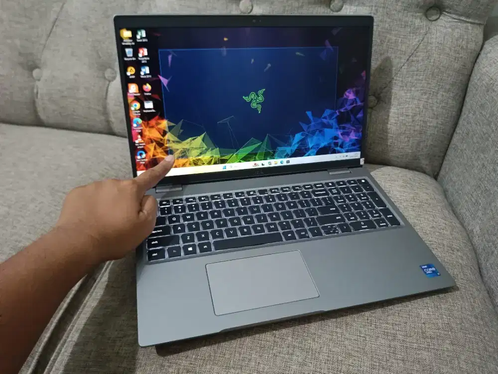 Laptop Dell Latitude Touchscreen Core i7 Gen 11 RAM 16GB SSD 512