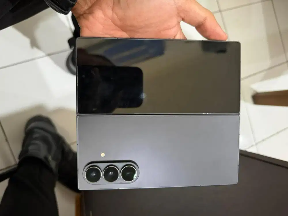 Samsung zfold 7  12/512 gb