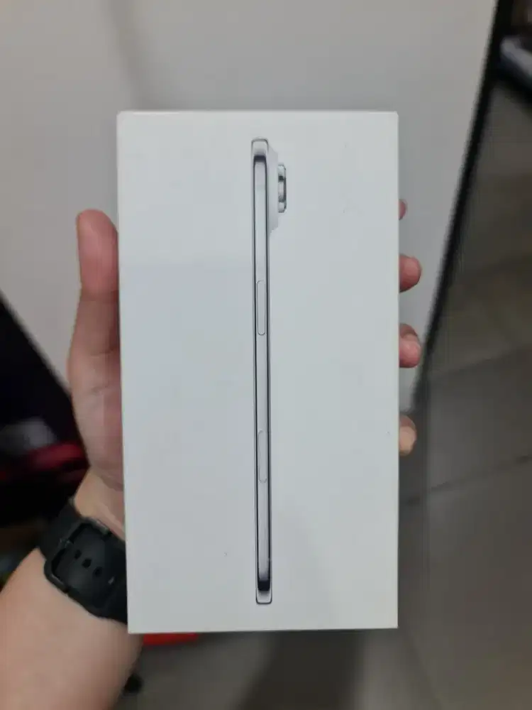 Iphone 17 air 512 garansi ibox bisa cicilan