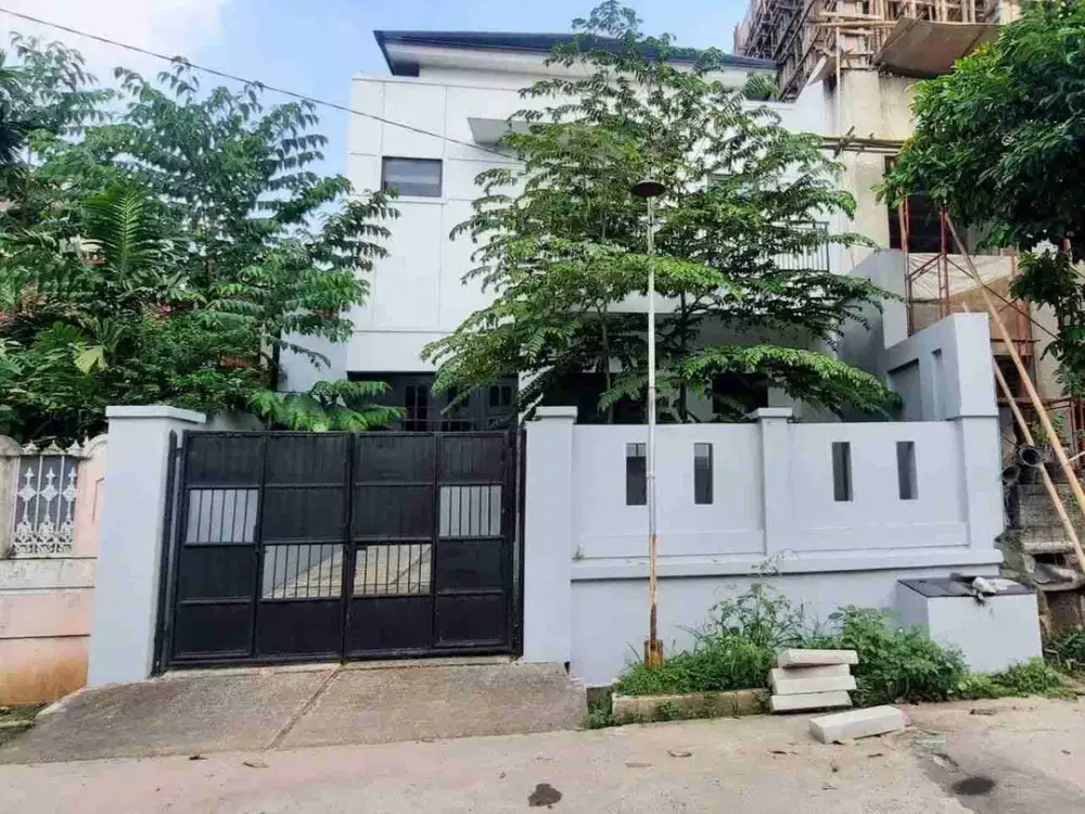 RUMAH TINGGAL BARU RENOVASI 2 LANTAI, LOKASI DI BELAKANG LIVING PLAZA CINERE
