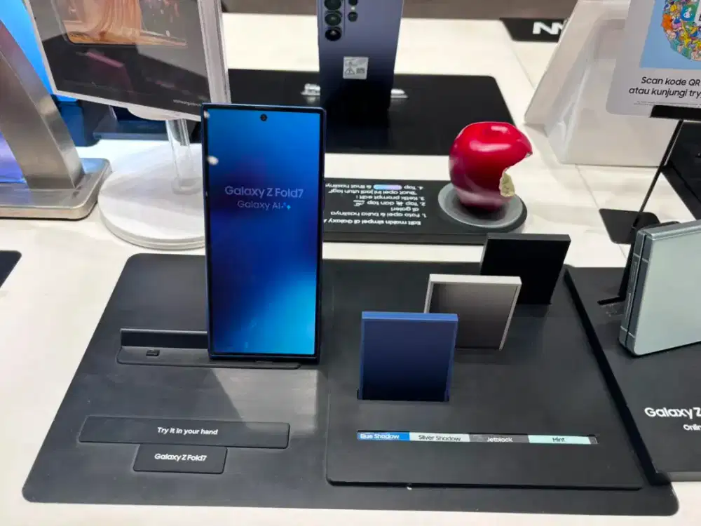 Samsung Z fold 7