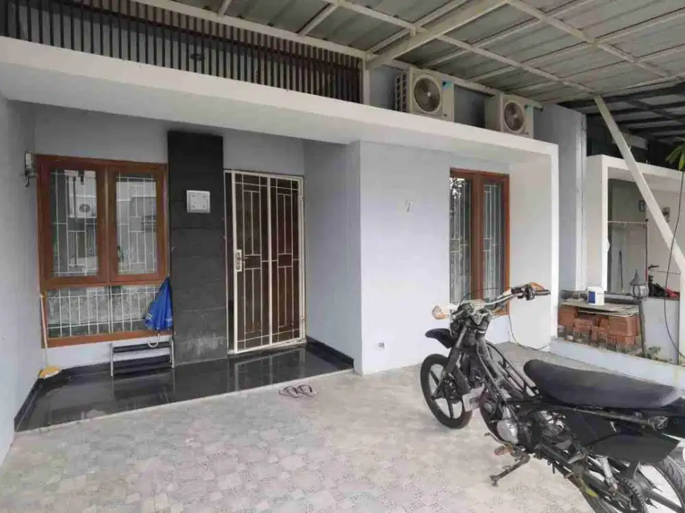 Rumah Minimalis Logam Dekat Terusan Buahbatu Bandung