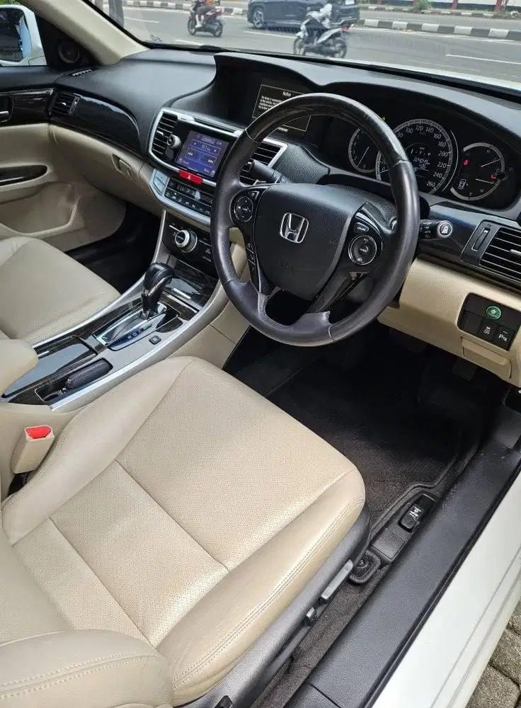 H ACCORD VTiL A/T 2013. KM 24rb