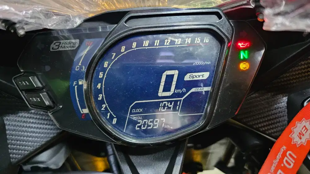 UD ENY MOTOR - Honda CBR 250 ABS thn 2018 fresh