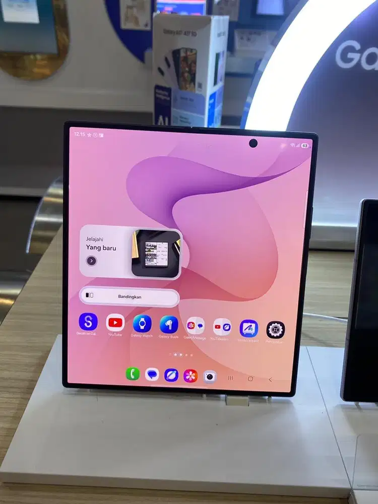 Pre order galaxy zfold 8 ultra 512GB